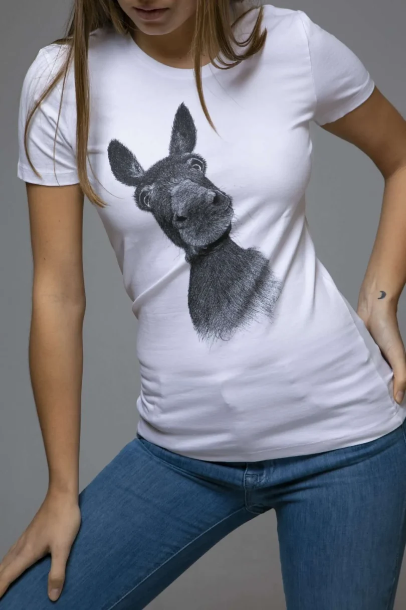 Donkey Love Woman’s T-shirt 2080