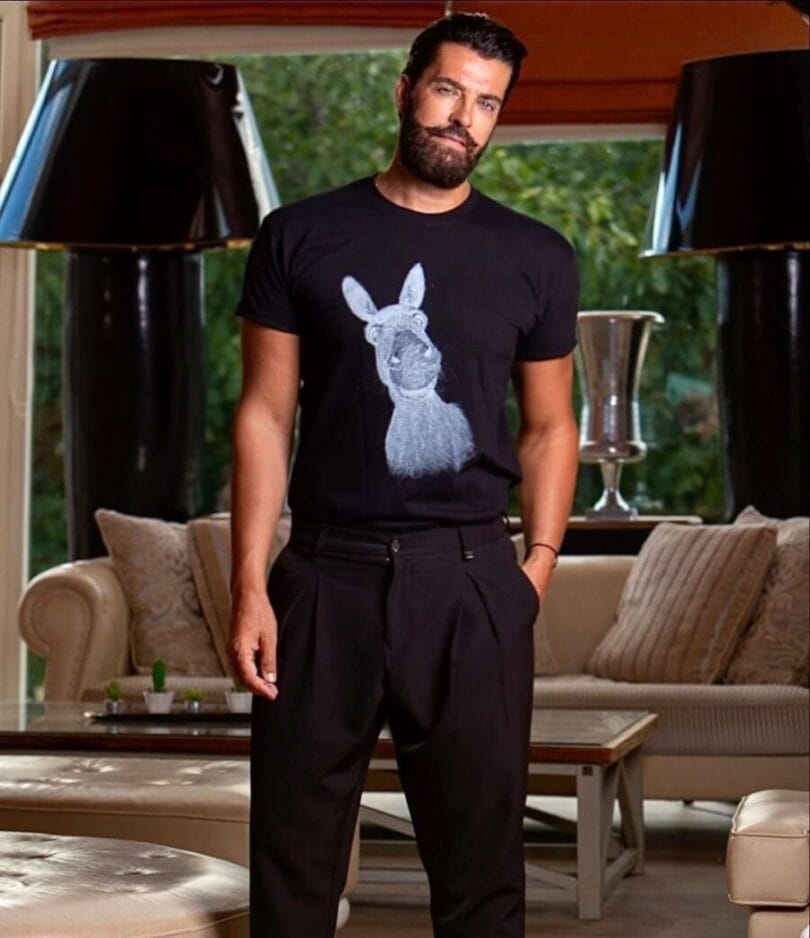 Donkey Love T-shirt 2056