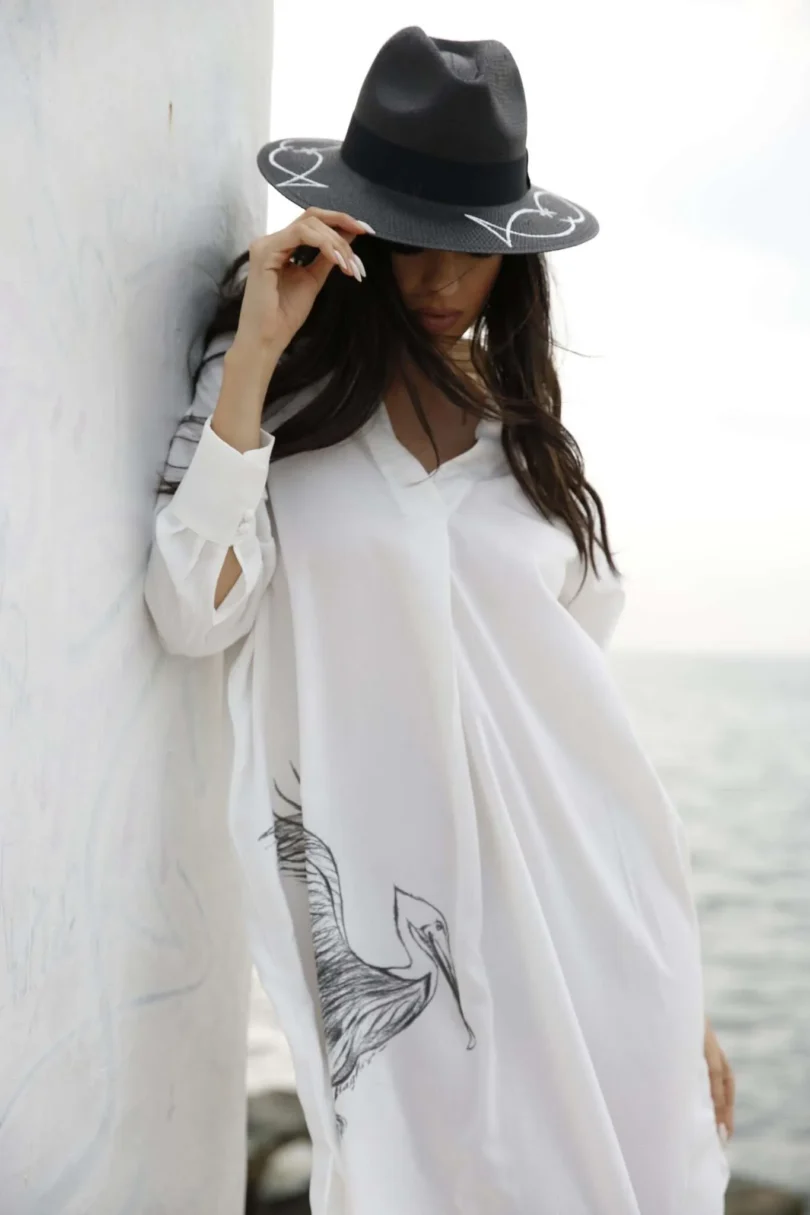 Black and White Sea 1260