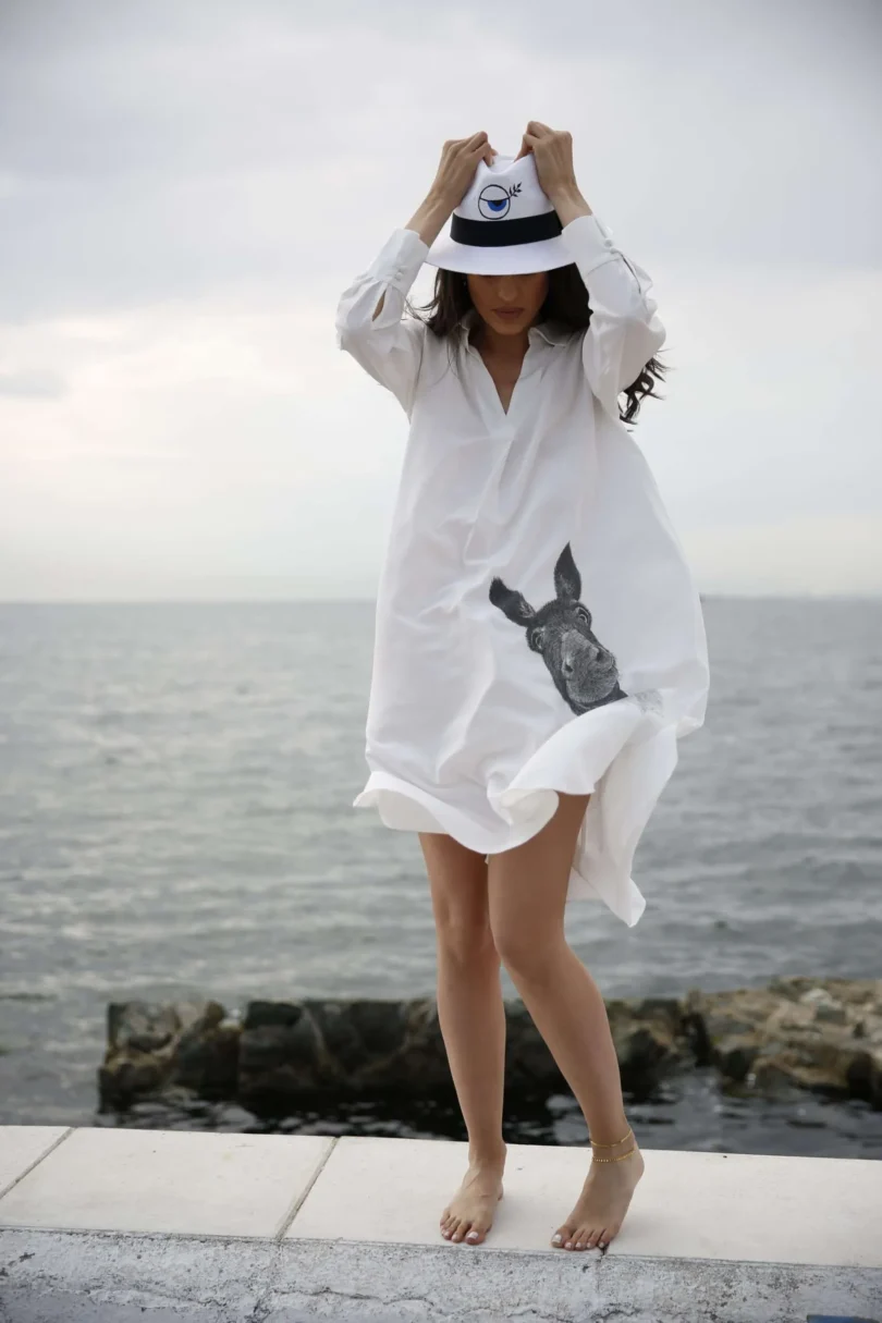 Donkey Love Long shirt 1254 – Image 2