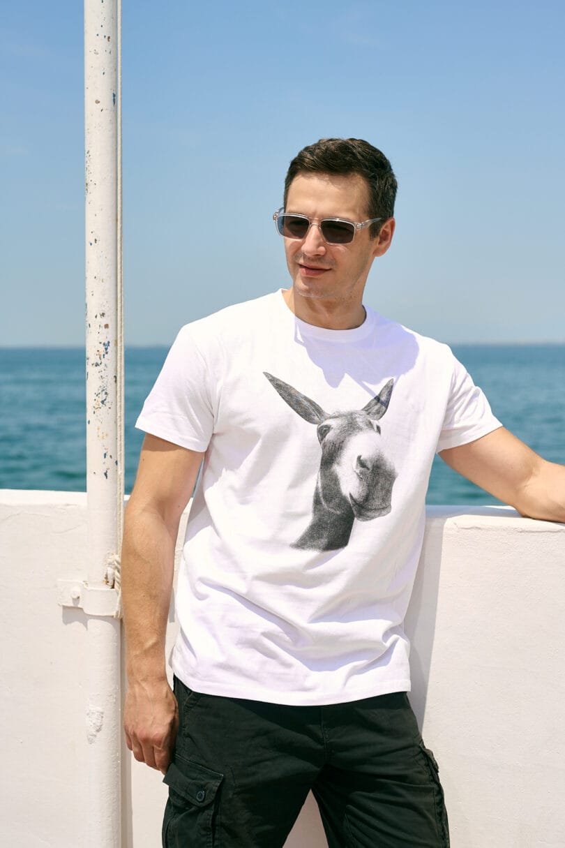 Donkey Love T-shirt 2055N – Image 4